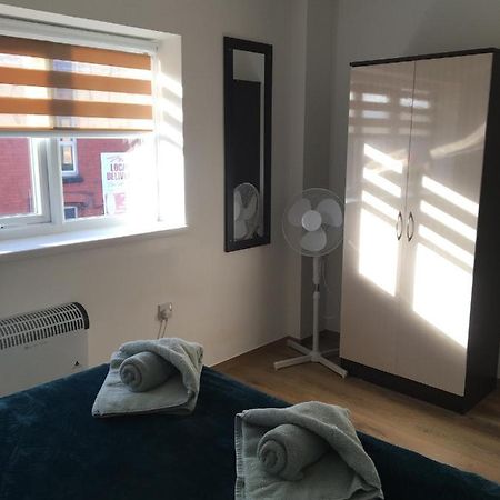 Modern 1 Bedroom Flat Perfect For Match Or City Break Liverpool Extérieur photo